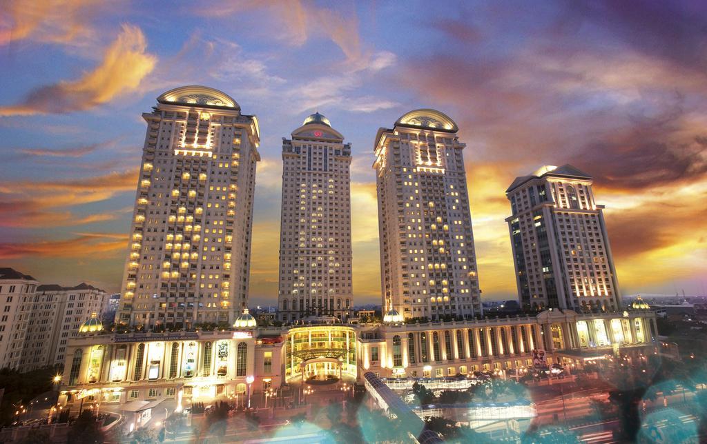 The Bellezza Hotel Suites Jakarta Exterior photo